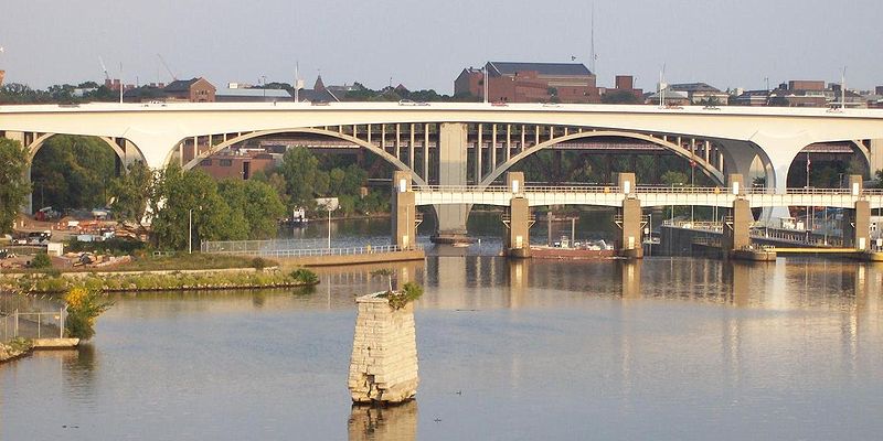 I-35W Saint Anthony Falls Bridge