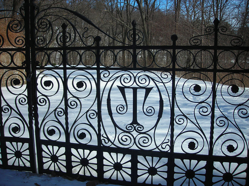 Tenney Castle Gatehouse