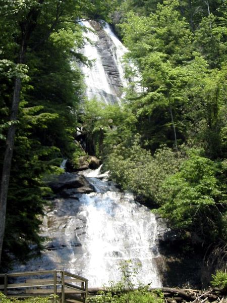 Anna Ruby Falls