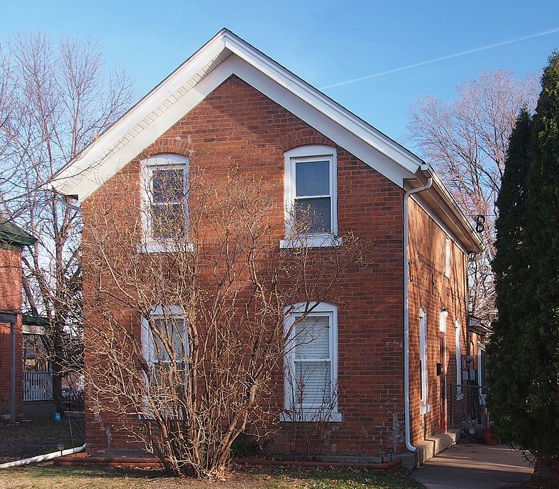 Early Shakopee Houses