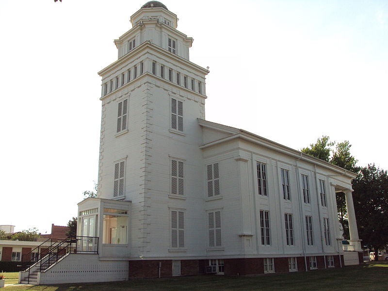 Lapeer County Courthouse