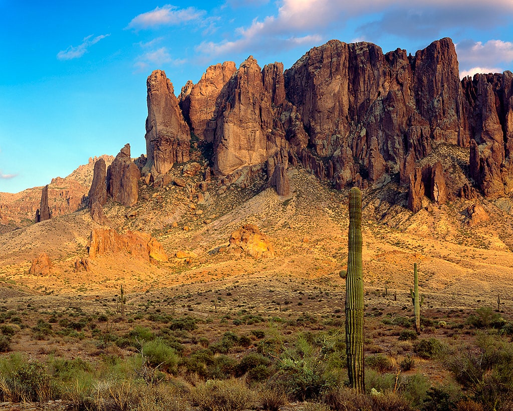 Superstition Mountains, United States