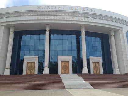 Biblioteca Nacional de Uzbekistán
