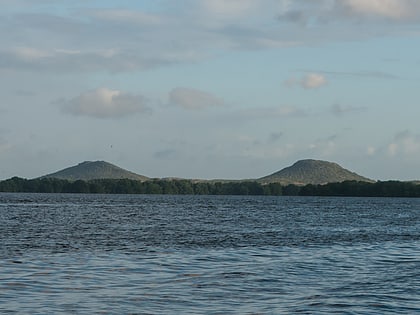 monumento natural las tetas de maria guevara isla de margarita