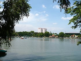 Đầm Sen Park