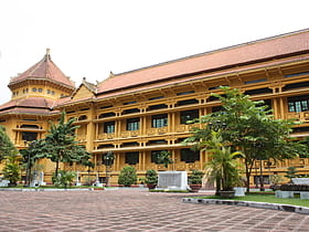 museo nacional de historia vietnamita hanoi