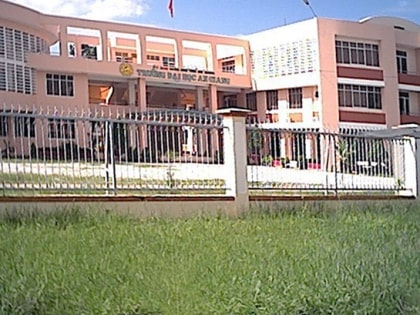 an giang university long xuyen