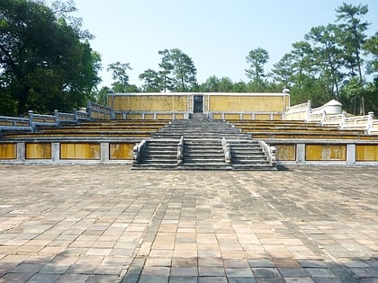 tomb of gia long hue