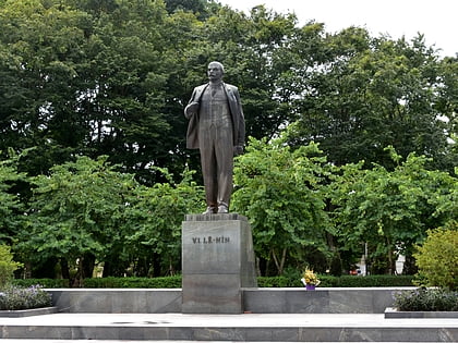 Lenin Statue & Park