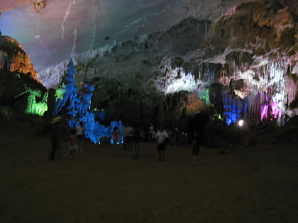 gruta de phong nha