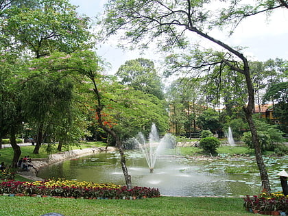 Jardín botánico y zoológico de Saigón