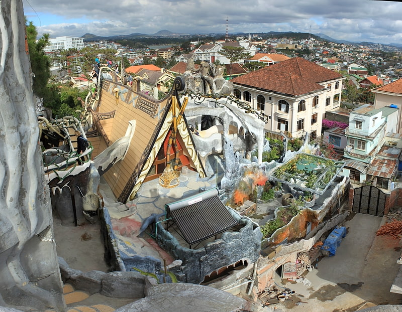 crazy house dalat