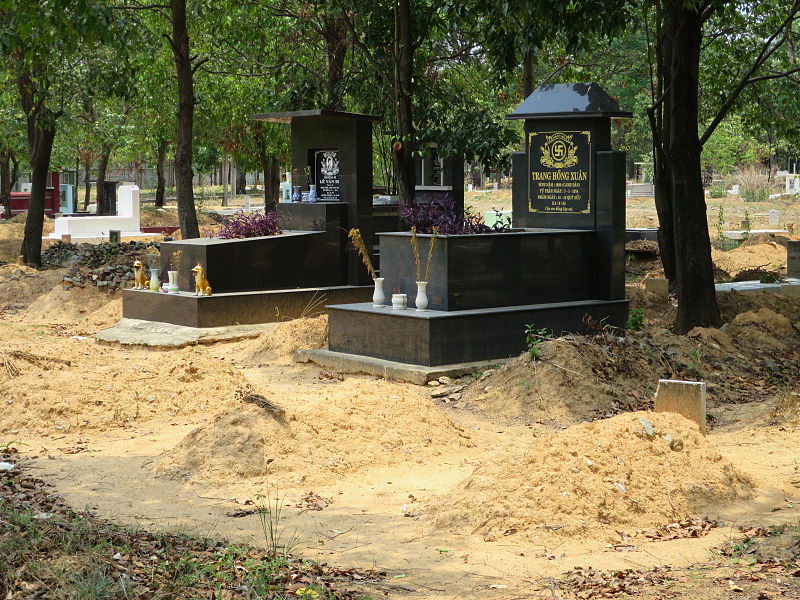 Bình An Cemetery