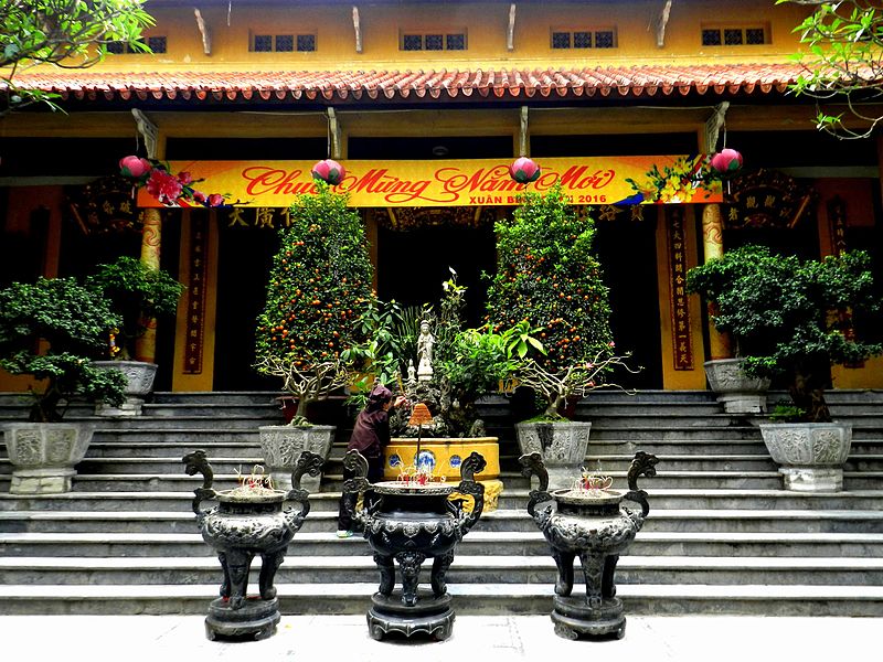 Quán Sứ Temple