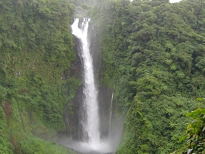 siri waterfall gaua