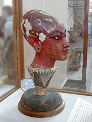 Tutankamón como Nefertum