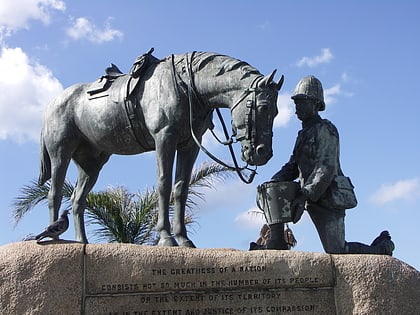 horse memorial port elizabeth